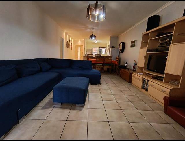3 BEDROOM HOUSE FOR SALE IN AMANDELSIG